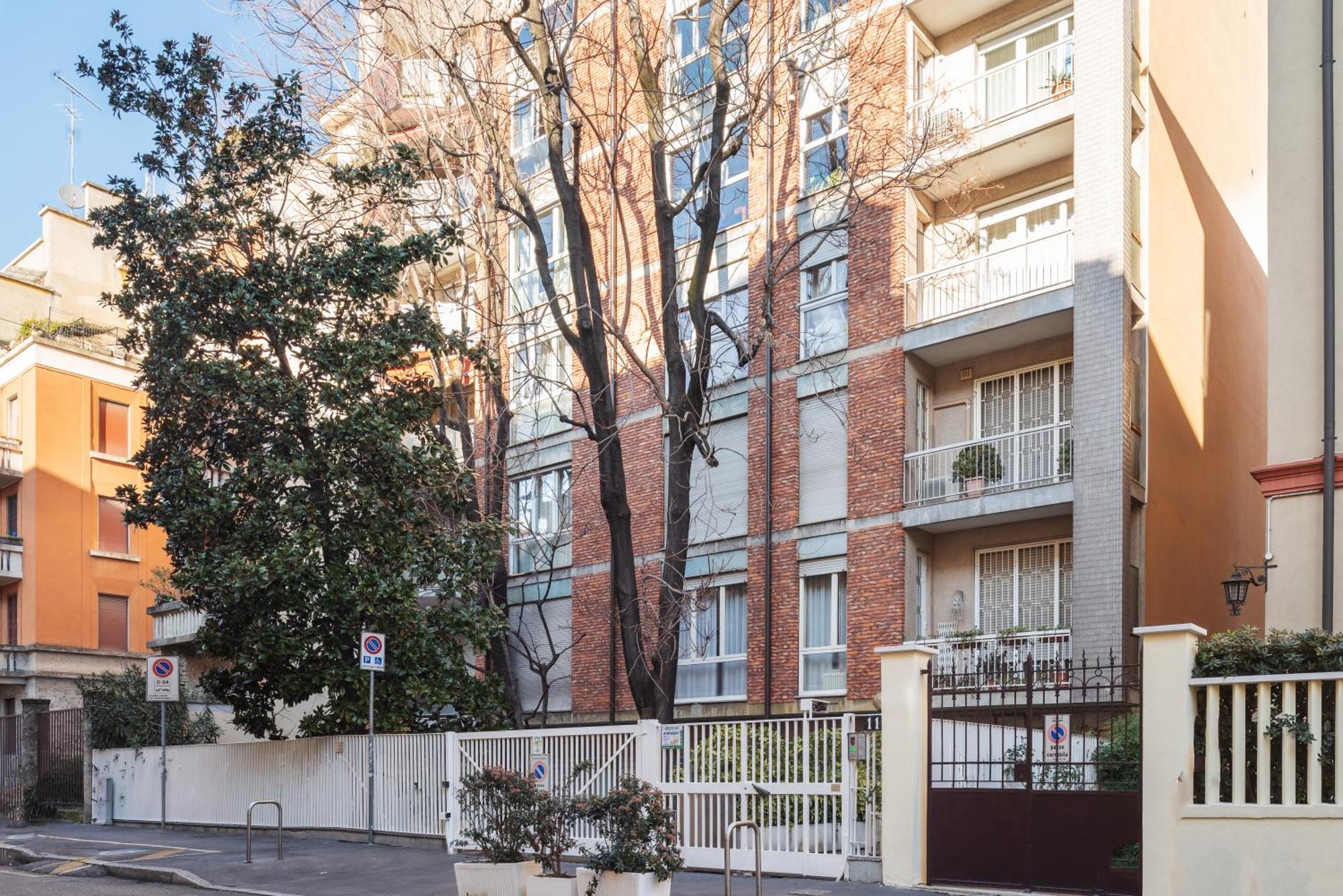 Il Bilocale Con Terrazzo Dei Marchesi Lägenhet Milano Exteriör bild